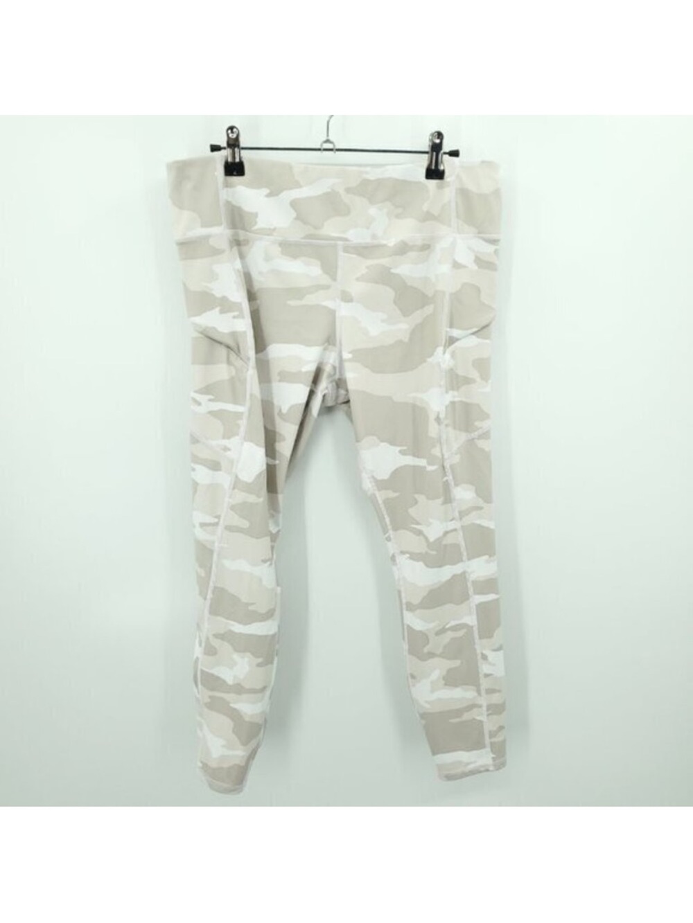 Athleta Camo Contender 7/8 Tight Legging L Powerlift white Camo